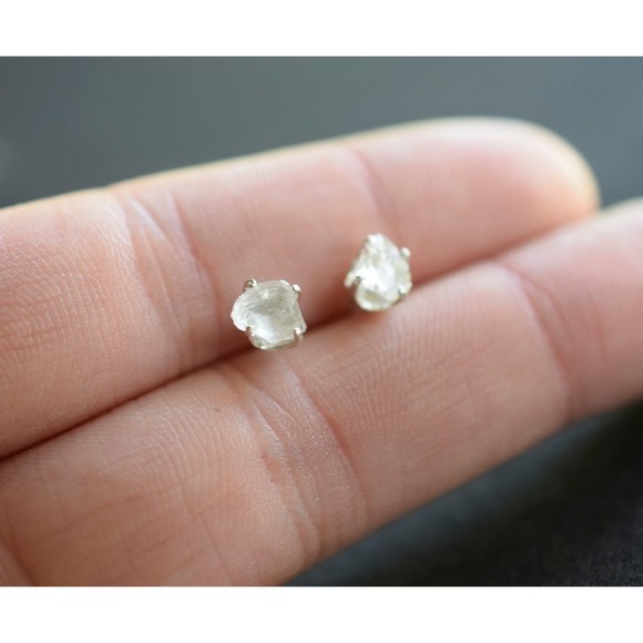 Sterling silver stud earrings, alternative diamond, uncut natural gemstones - Picture 5 of 5